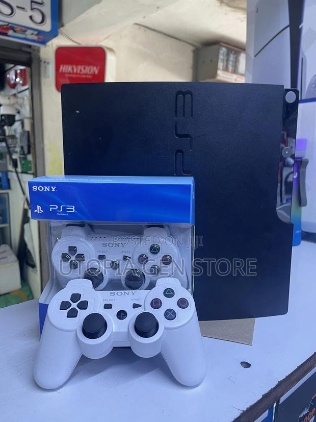 Play Station 3,8 Games +2 Controllers - main view