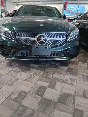 Mercedes-Benz C220 2019 Green