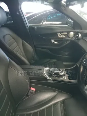 Mercedes-Benz C220 2019 Green
