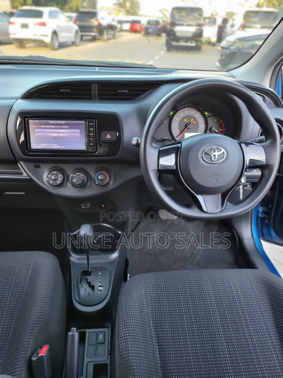 Toyota Vitz 1.0 FWD 5dr 2018 Blue