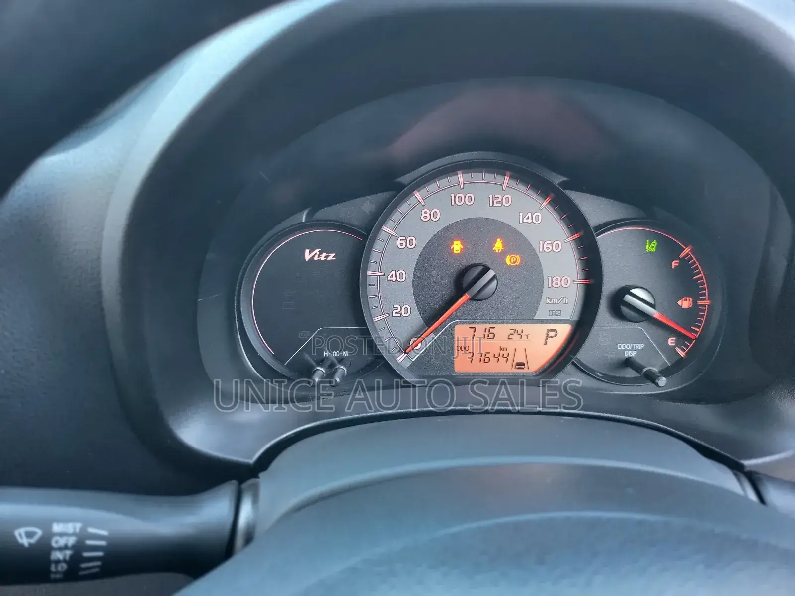 Toyota Vitz 1.0 FWD 5dr 2018 Blue