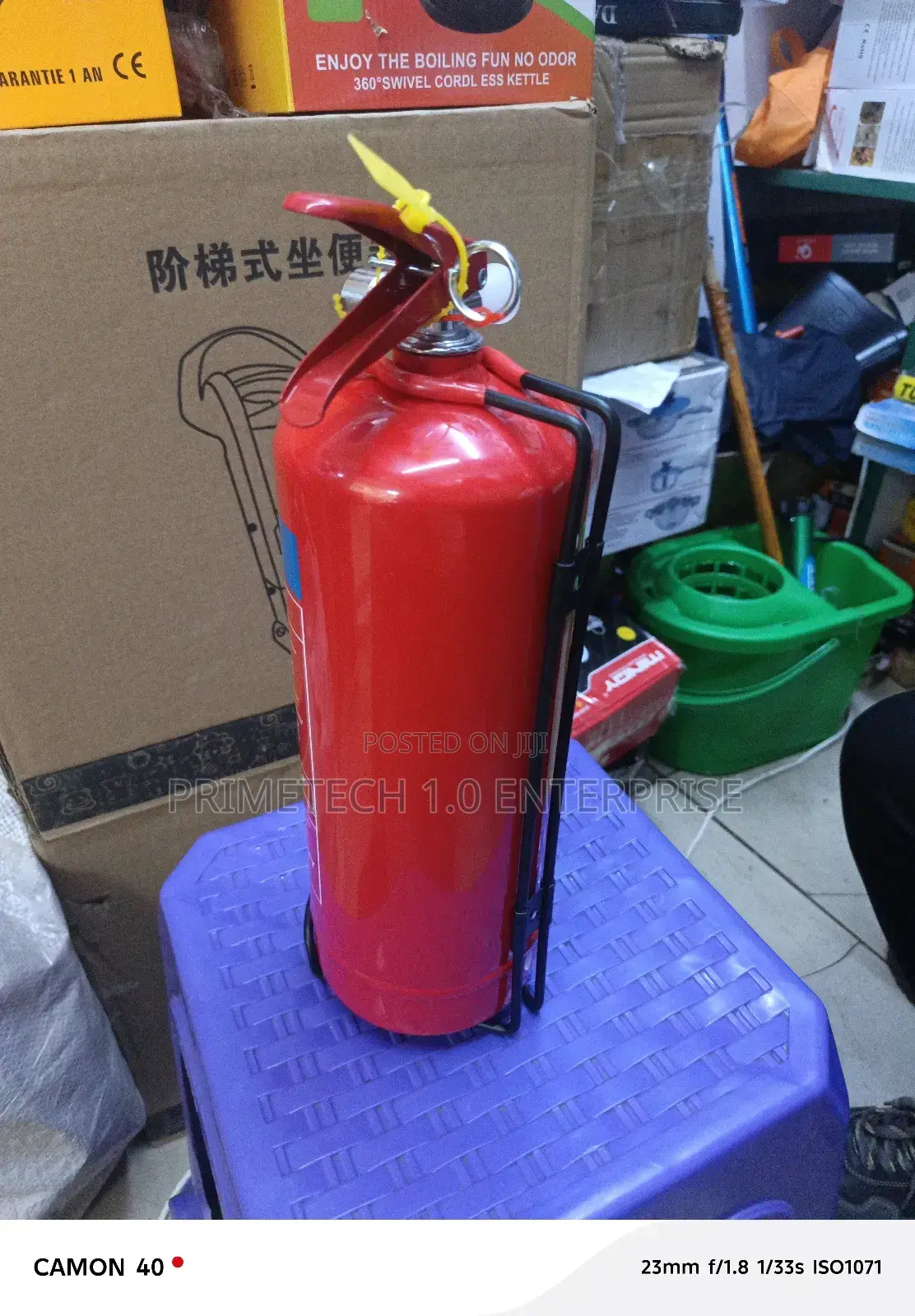 New 2 Kg Dry Powder Fire Extinguisher With Wall Place Holder