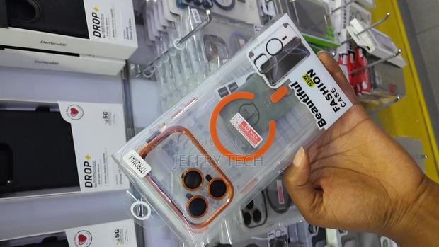 Dine Clear Cover With Camera Ring Lens for iPhone 17 Pro Max -Orange - thumbnail 3