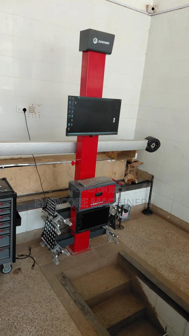 3d Wheel Alignment Machine With Computer and Modern Printer. - thumbnail 2