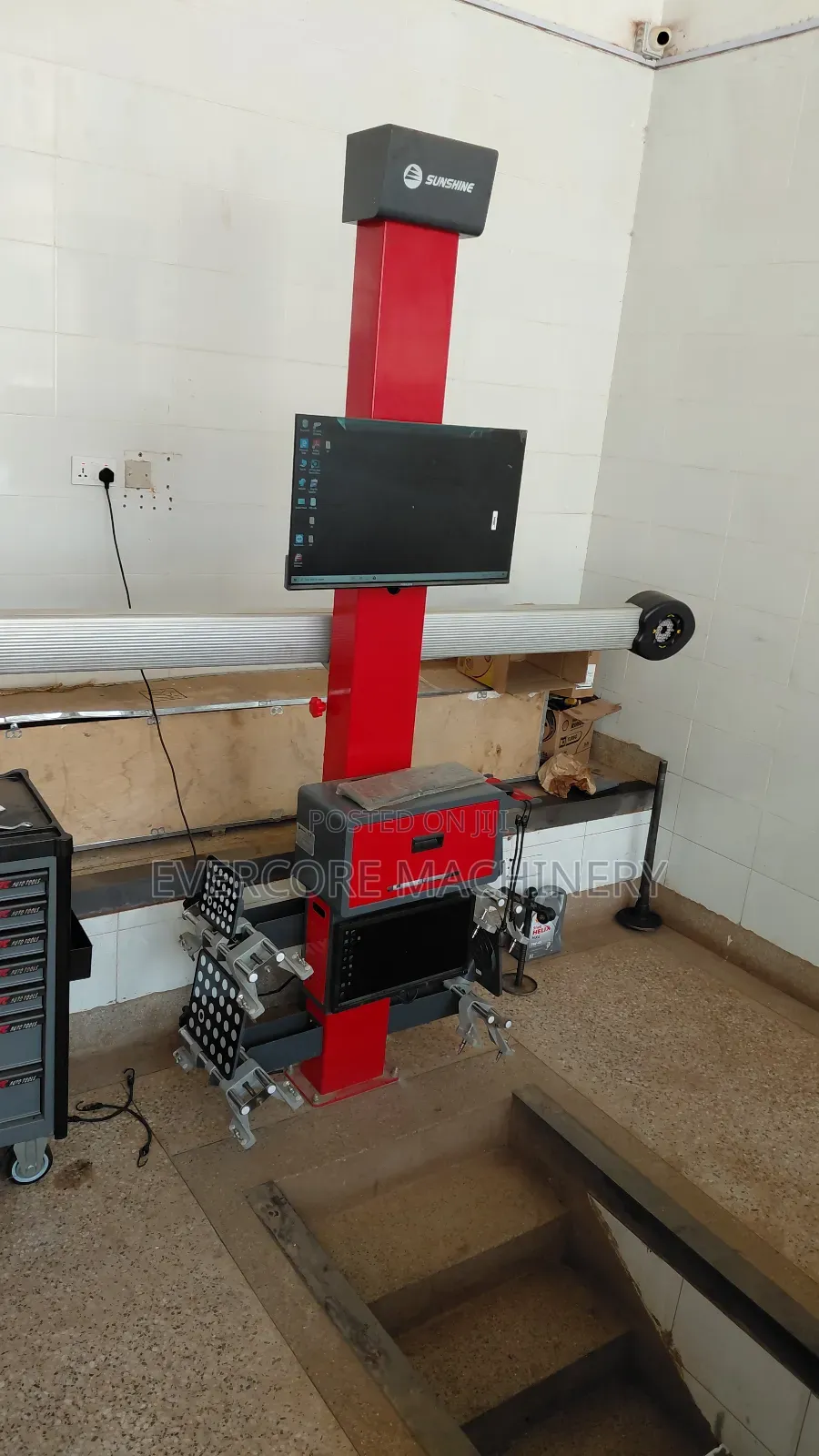 3d Wheel Alignment Machine With Computer and Modern Printer.