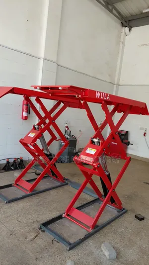 Commercial 4tonne Highrise Car Scissor Lift Machine.