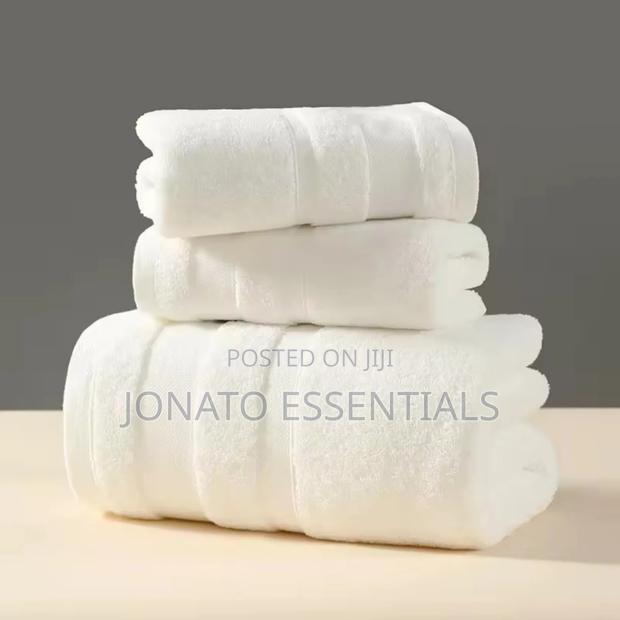 3-Piece Cotton Bath Towel Set - Super Absorbent Spa Towels - thumbnail 3