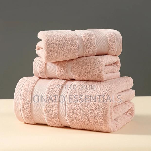 3-Piece Cotton Bath Towel Set - Super Absorbent Spa Towels - thumbnail 5