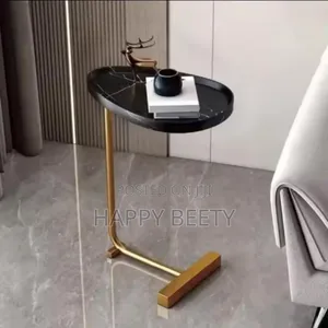 *Exquisite High Quality Oval Shaped Side Table