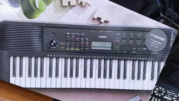 Yamaha PSR-E283 Portable Keyboard./ Piano - thumbnail 2