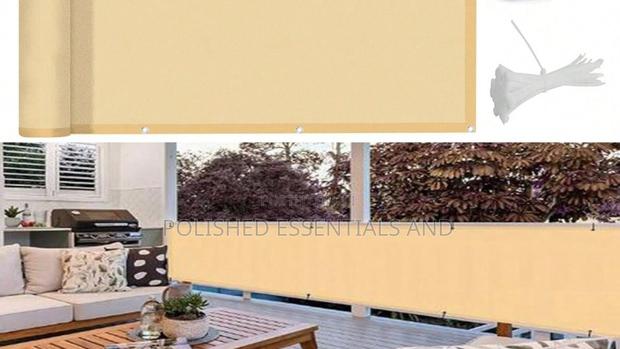 Modern Privacy Screens/Shield - main view