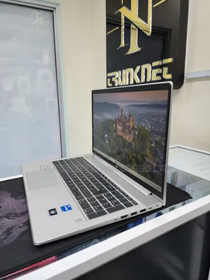 Laptop HP ProBook 450 G9 8GB Intel Core i5 SSD 256GB