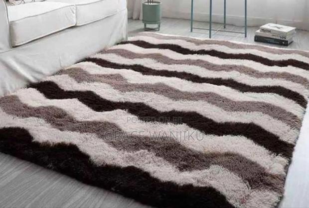 *Fluffy Carpets* Fluffy Carpet