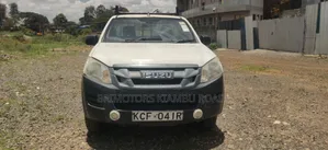 Isuzu D-MAX 2015 White