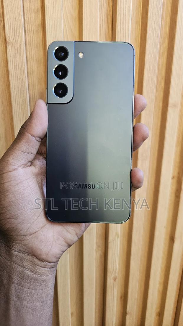 Samsung Galaxy S22 5G 128 GB Green - thumbnail 3