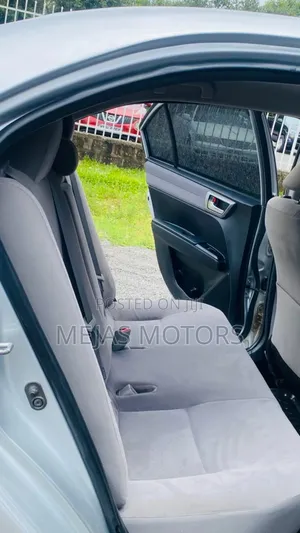 Toyota Axio 2014 Silver