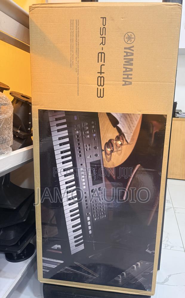Yamaha PSR-483 Keyboard - thumbnail 3