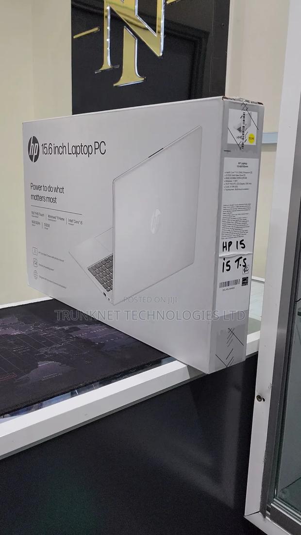 New Laptop HP 15 8GB Intel Core i5 SSD 512GB - thumbnail 3