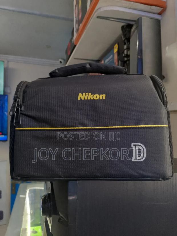 Nikon Shoulder Camera Bag - thumbnail 2