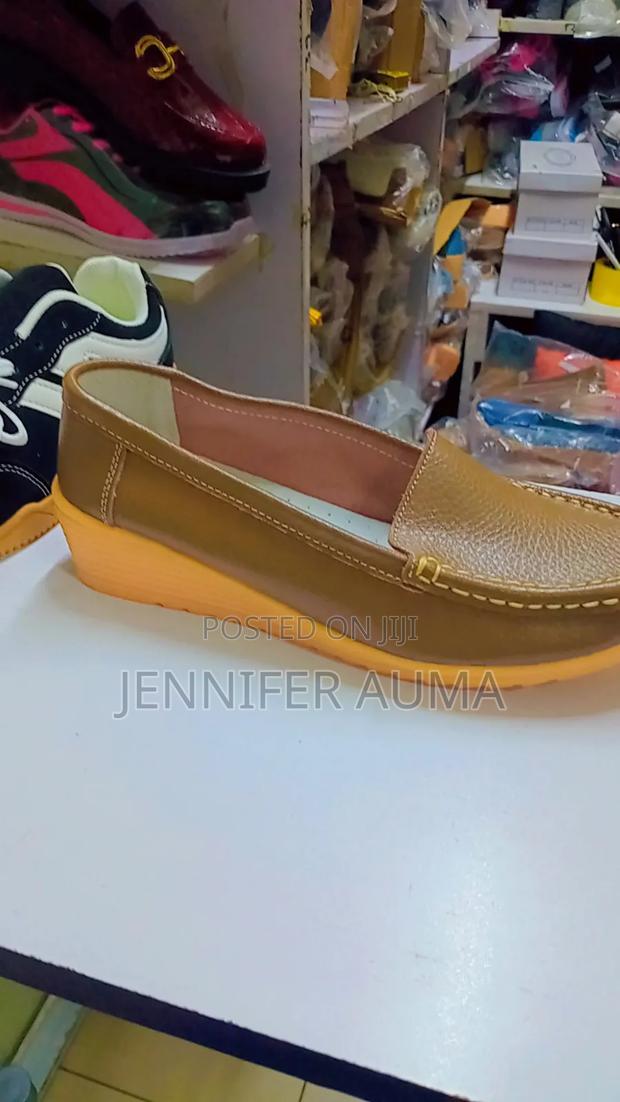 Unisex Shoes - thumbnail 3