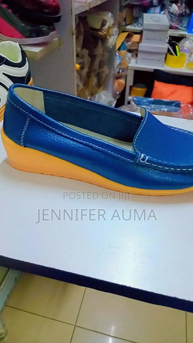 Unisex Shoes - thumbnail 4