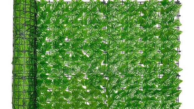 Privacy Meets Beauty Artificial Fence - main view