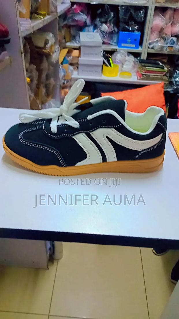 Unisex Shoes - thumbnail 9