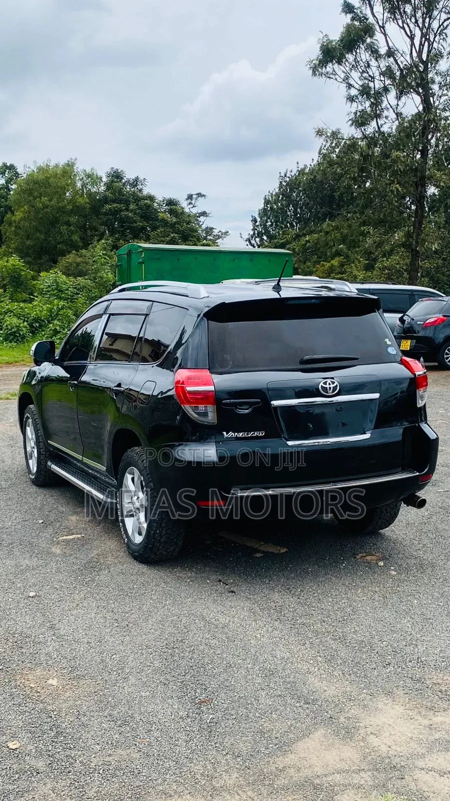 Toyota Vanguard 2013 Black