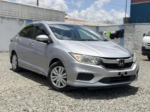 Honda Grace 1.5 Hybrid FWD 2018 Silver