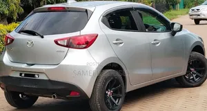 Mazda Demio 2018 Silver