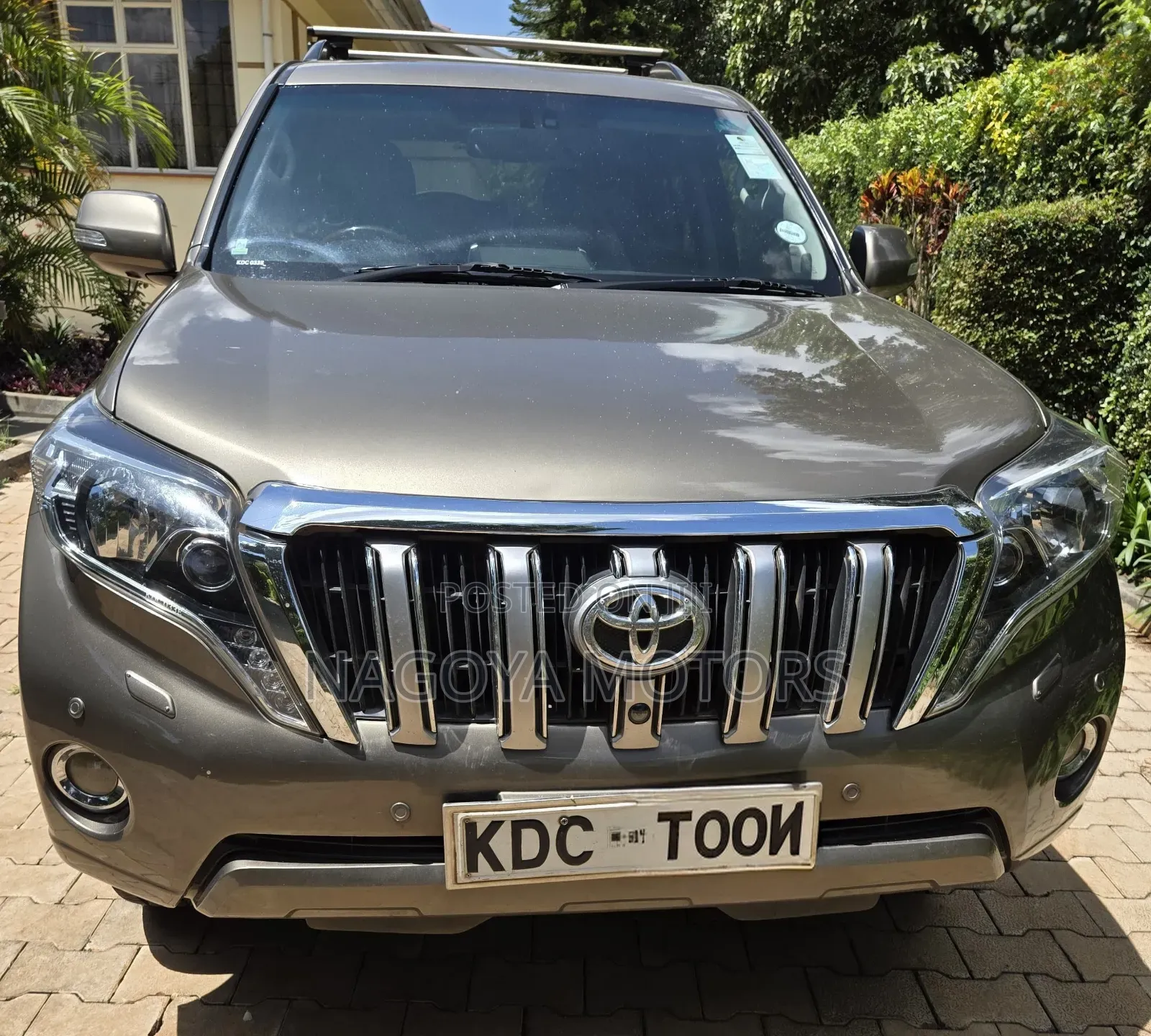 Toyota Land Cruiser Prado 2013 Brown