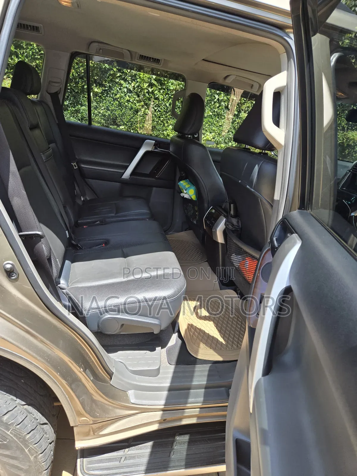 Toyota Land Cruiser Prado 2013 Brown
