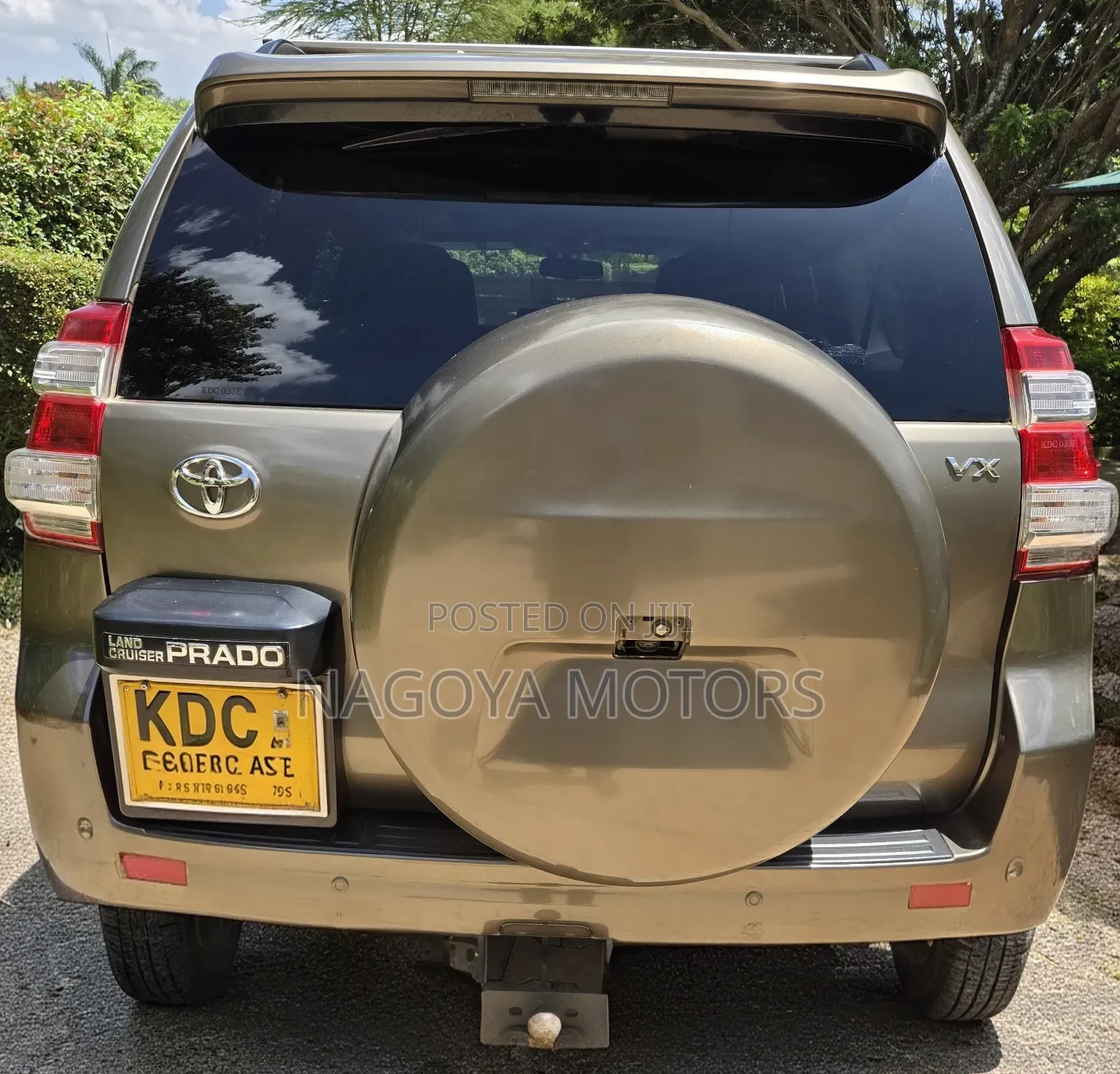 Toyota Land Cruiser Prado 2013 Brown