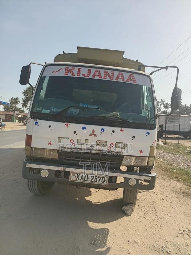 Fuso Tipper and Open Body - main view