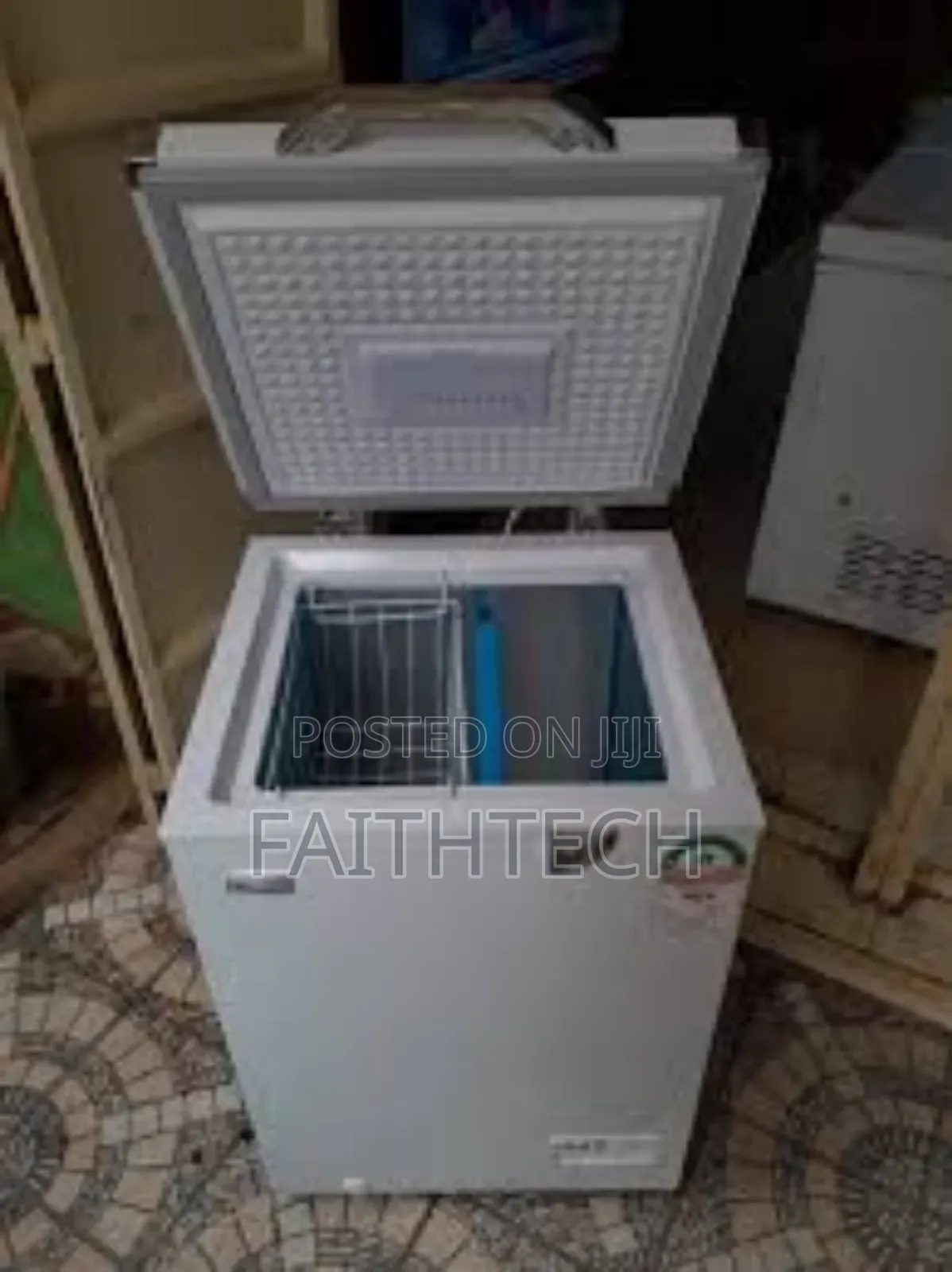 Ramtons 95litres Deep Freezer