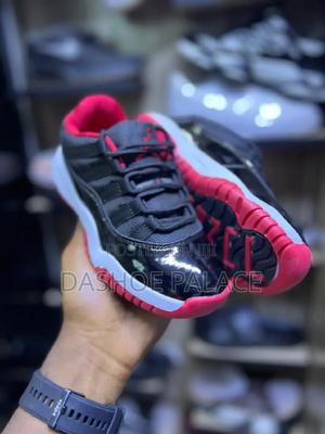 J11 Red and Blue - thumbnail 2