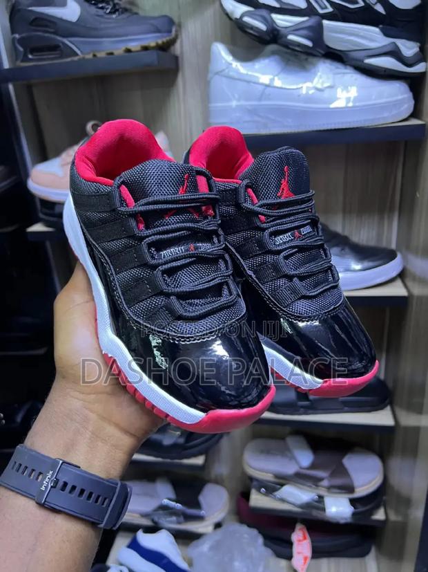 J11 Red and Blue - thumbnail 3