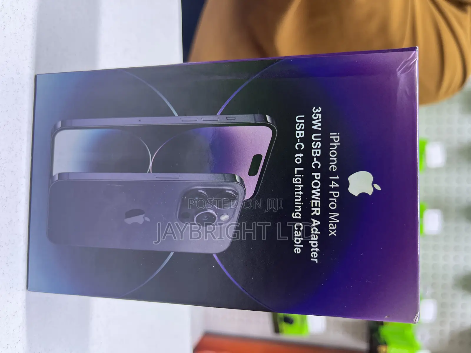iPhone 14 Pro Max Power Adapter