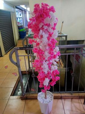 Pink Mixed With White Beautiful Tree Decor - thumbnail 2