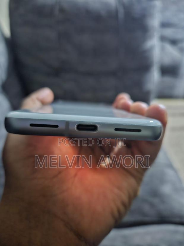 Google Pixel 8 128 GB Green - thumbnail 4