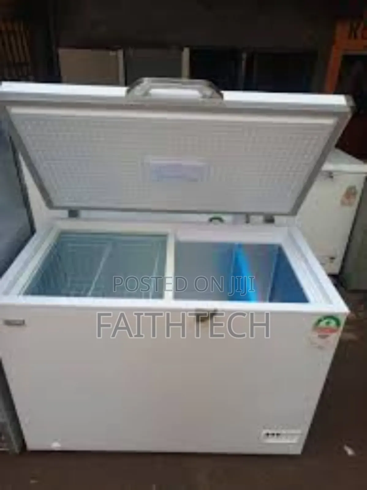 Ramtons 282litres Deep Freezer