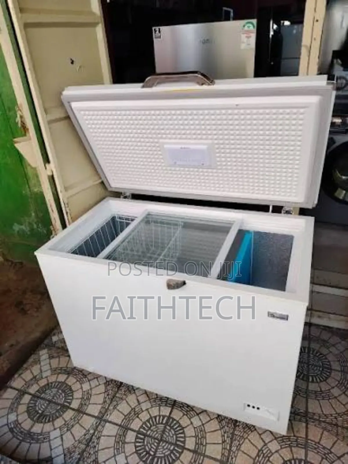 Ramtons 282litres Deep Freezer