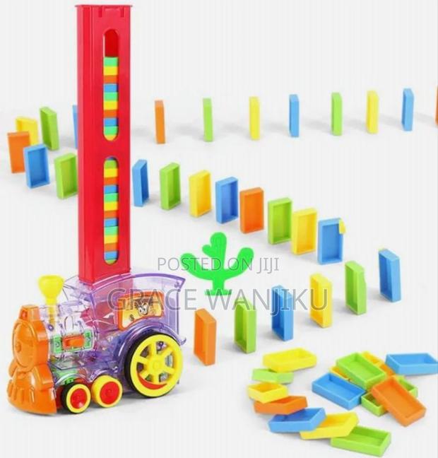 Domino Train, - main view