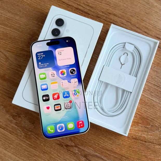 Apple iPhone 17 256 GB White - main view