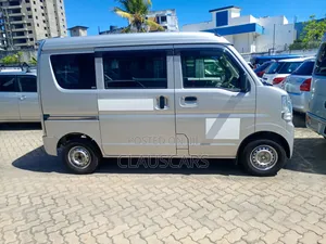 Suzuki EV 2018 Silver