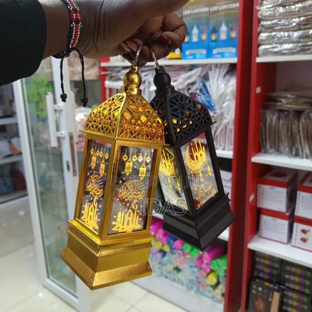 Ramadan Led Lantern Black or Gold Islamic Decor Lamp (Battery Powered) - thumbnail 2
