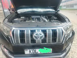 Toyota Land Cruiser Prado 2015 Black
