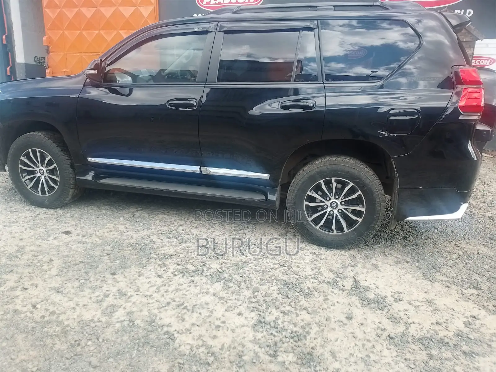 Toyota Land Cruiser Prado 2015 Black