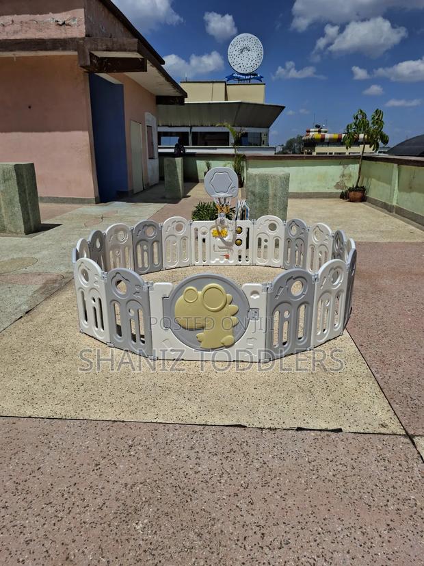 Portable / Foldable Playpen Fence - thumbnail 2