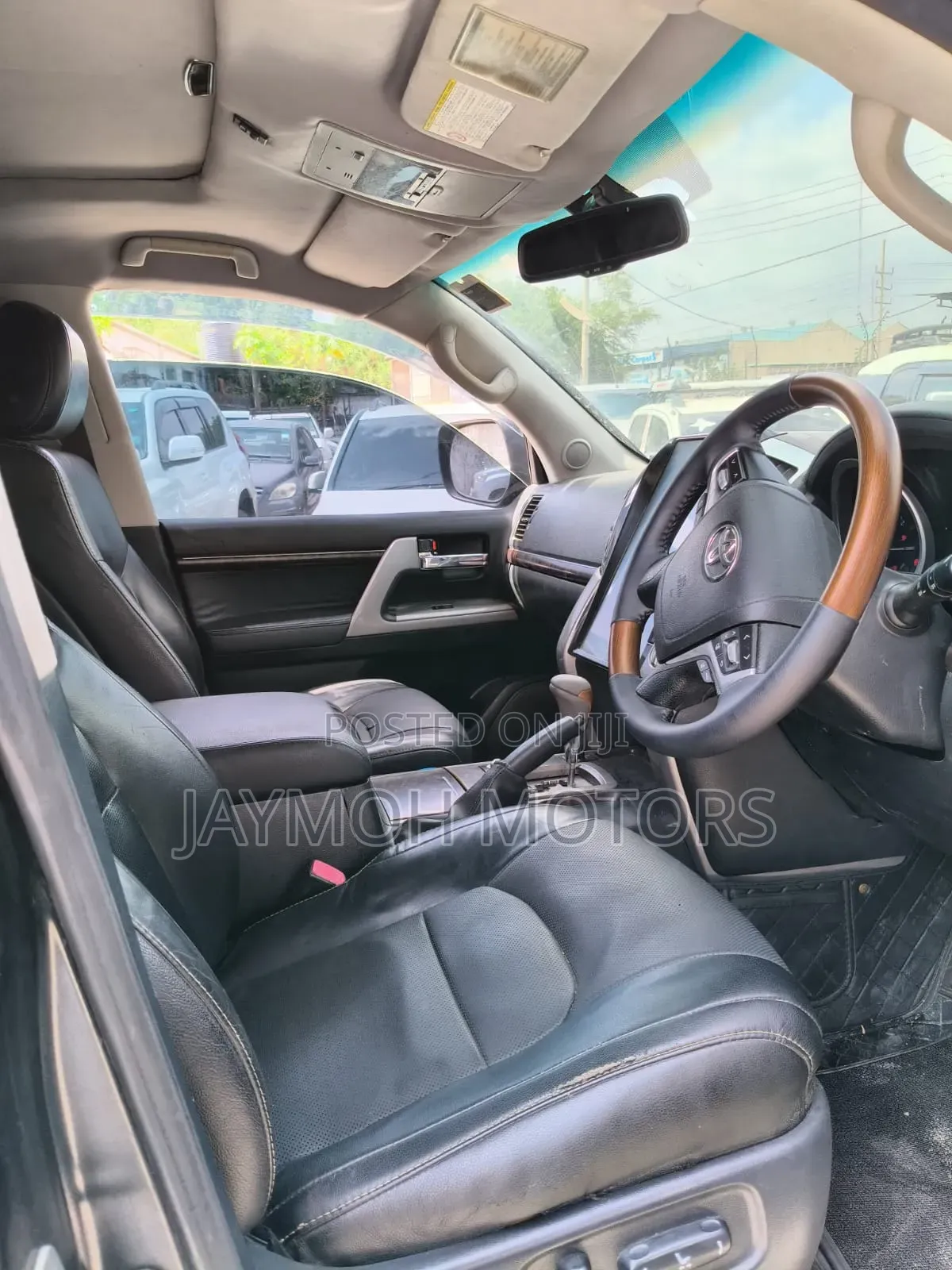 Toyota Land Cruiser 2015